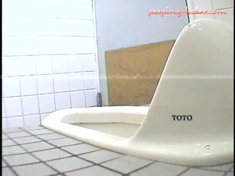         H Toilet 21-23 (3)
    