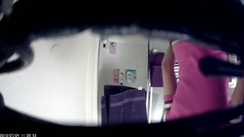         【無】シーの娘とその友達の脱衣を盗撮した記録
    