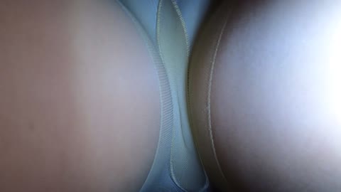         【おばさんチカン】へぇ…ここ若しかして弱点だったりする？
    