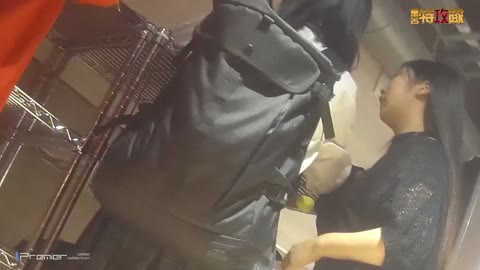         規格外１ 初制服追跡 9等身やっと入室【幻 プール編 No.043】
    