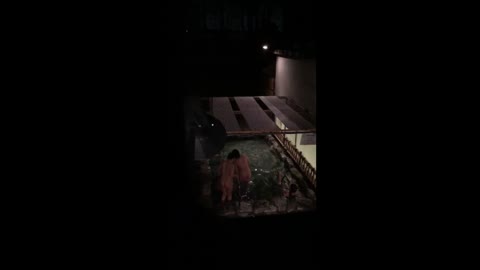         【素人】のぞき徘徊♡夜間の温泉施設観察◆露天風呂 特別編
    