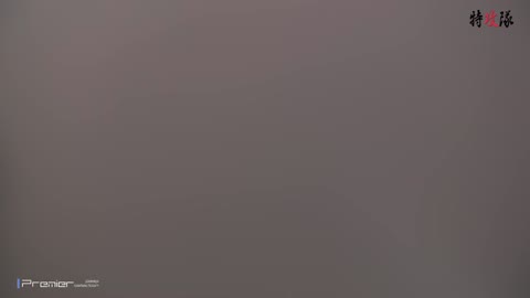         幻 102 透き通るような真っ白なお尻と美しい顔立ち
    