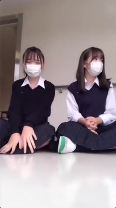         ふざけてたら見えちゃった Vol.10
    