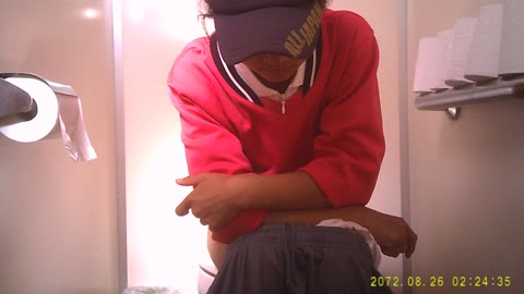         スポーツガール　トイレ68
    