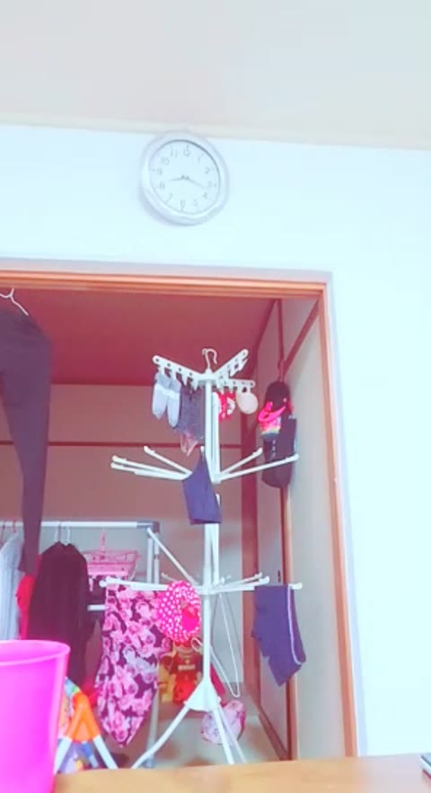         ライバーを目指す手ブラ配信
    