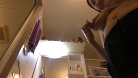         Shower Girl,2屋内風呂
    