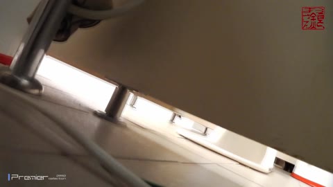         【洗面所突入レポート　102】極太大が可愛い子のアナから出る時は何故か興奮する
    