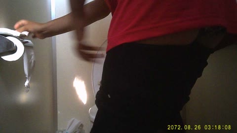         テニス大会トイレ95　4名収録！パンツが大変なことに・・( ﾟДﾟ)
    