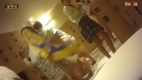         【神降臨 限定プレミアム】2020年初　可愛い子の縦スジをじっくりと撮りました。【限定版4】
    