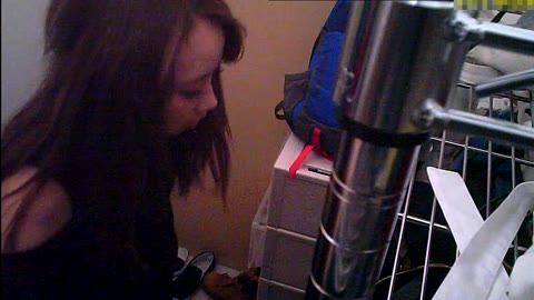         ちくびまる見えな仕事前
    