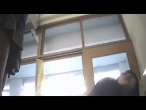         愛知県のkoukouの下からの日常生活の風景を1時間16秒
    