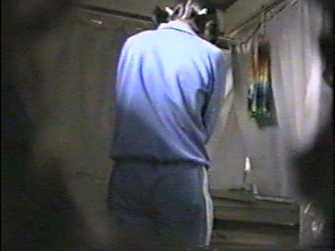         中学校体育倉庫で柔道着に着替え！2
    