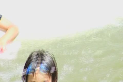         乳〇透け川遊びS
    