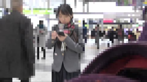         【電車チカン】顔出し制服J○★はかなげ過ぎる美少女★無毛の濡れ陰部を晒され半ベソ
    