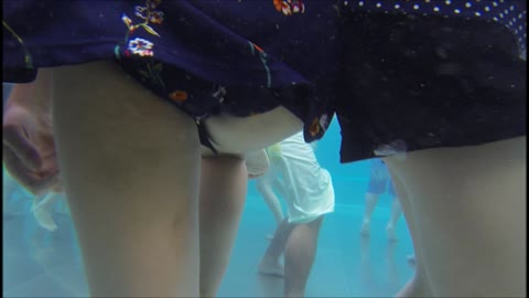         【期間限定】プールの中の秘密 2
    