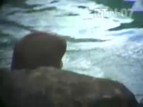         盗撮美人秘湯 激 潜入露天 p7
    