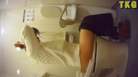         若い子の個室観察 TKG No.028
    