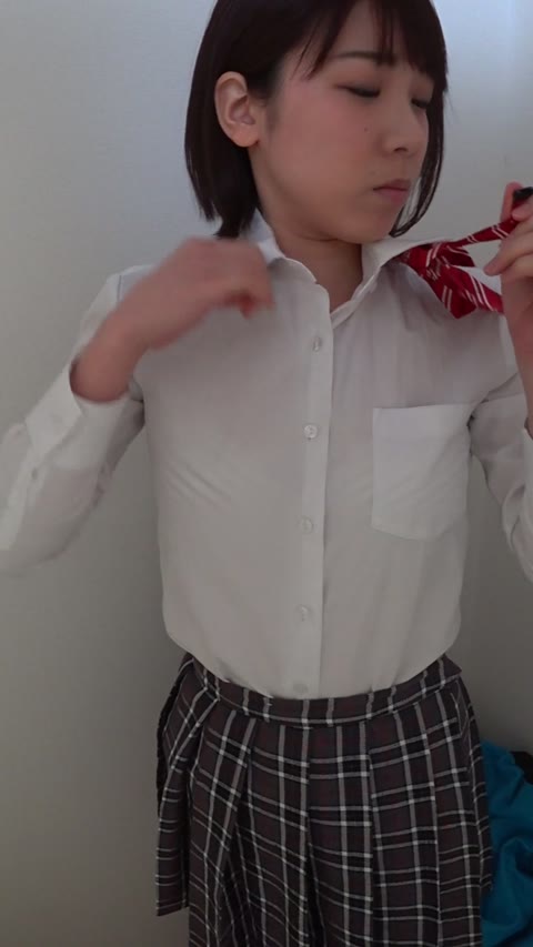         《個撮隠撮》コスプレカフェのパンチラ面接記録…12
    