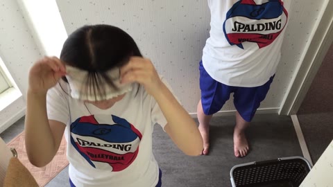         ※初！3人一緒にお風呂配信「中○も○＆桐○○香　パート1」真夏の部活帰りに3人でお風呂に入ったら…!?＜特典付き＞
    