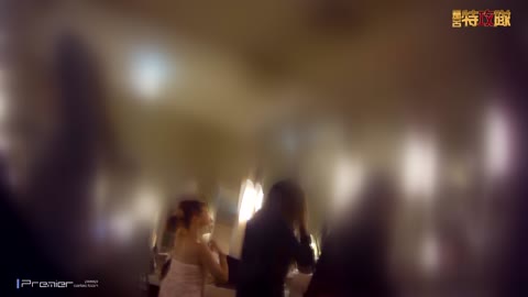         【神降臨　風呂編】細い彼女の脚の隙間からその1本スジがくっきり【神降臨 Vol.057】
    