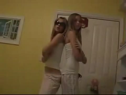         【どこにも出していない】ヤバすぎる双子・一卵性双生児・3組・各年代
    