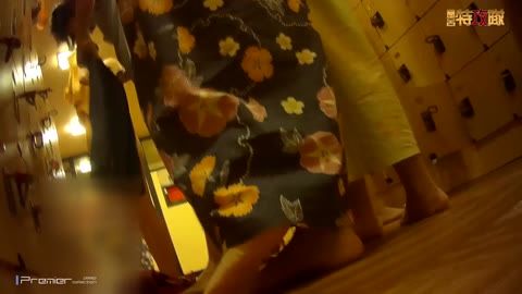         【神降臨　風呂編】予告ニコるん似美女とJC三人グループ 【神降臨 Vol.053】
    