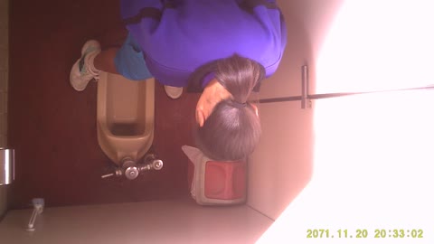         スポーツ大会⑲　J〇ちゃんのビラビラマ〇コ丸見え！！綺麗なア〇ルに注目です(^^♪
    