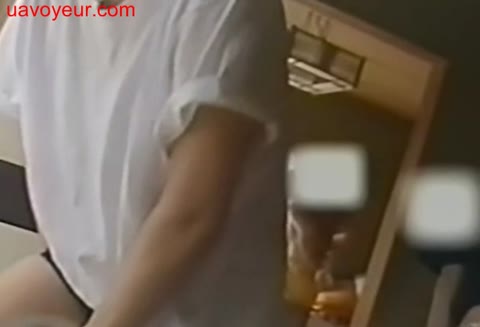         テニス合宿の少女たちに密着盗撮
    