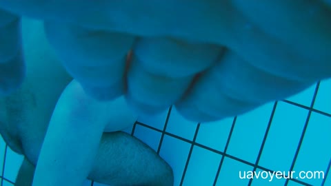         世界の闇レポート 日本編 集団中出し プールゲーム2
    