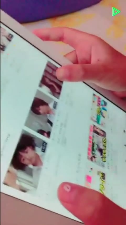         可愛いジェーエスのラインライブで胸ちら
    