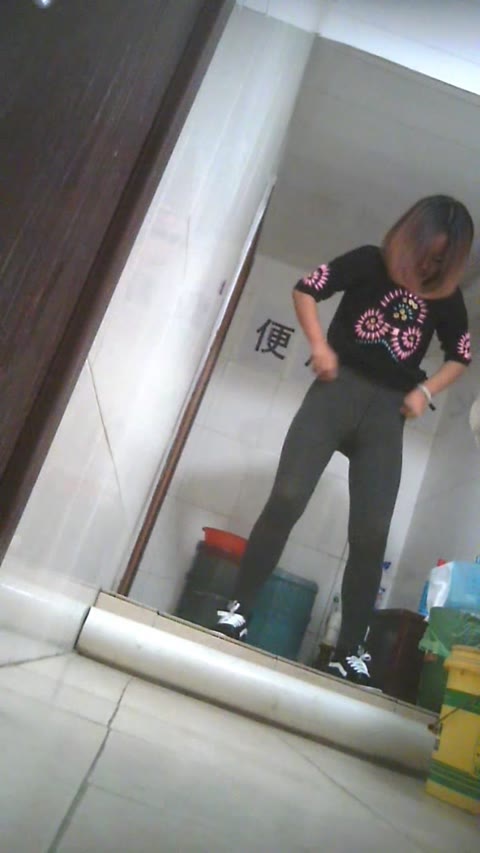         Peeping-eyes TO-8590 – TO-8599
    