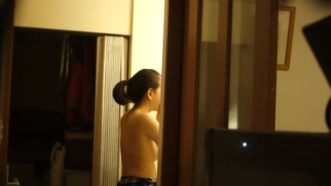         ママ達に見る安定したおっぱい。これを貪り食う旦那さんが羨ましい
    