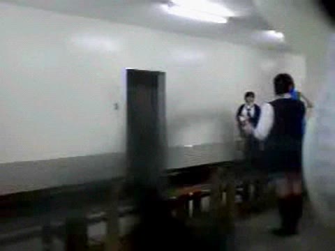         学校内スク水更衣室2
    