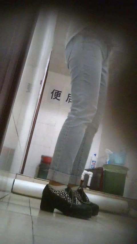         異文化ウォッチング！ニーハオトイレ！ Vol.1-10
    