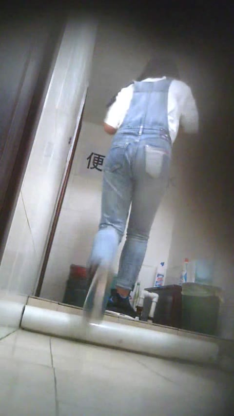         異文化ウォッチング！ニーハオトイレ！ Vol.11-20
    