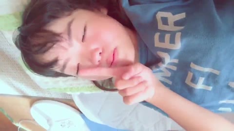         あきらかに・・★エース級の女の子が通話で見せてくれる♪etc６本
    