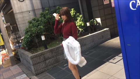         シミ付き桜パンティーの超美人ちゃん盗撮！！エロミニワンピで誘発してきたこの子が悪い
    