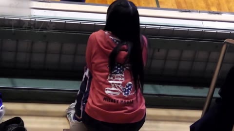         限定配信マ○コ丸見え！！第三体育館潜入撮
    