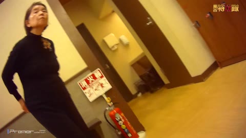         Vol.047続編 今度の外からの追跡ターケットはJ●【神降臨 Vol.054】
    