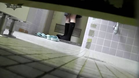         限定配信マ○コ丸見え！！第三体育館潜入撮
    