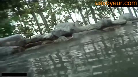         岩風呂露天のピチピチ若者たち
    