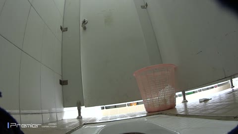         【有名大学休憩時間の洗面所事情】高画質フルハイビジョン眼鏡女子が多数出演!
    