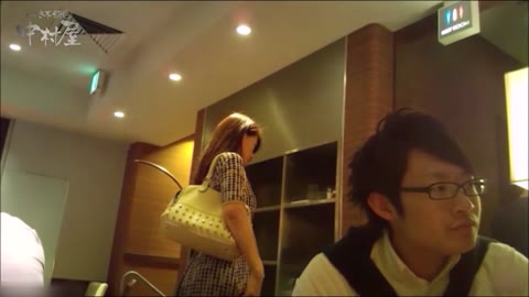         女子トイレ盗撮～某ファミレス編～vol.39
    