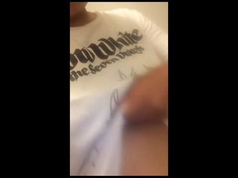         発育途上の巨乳っ子が見せちゃった
    