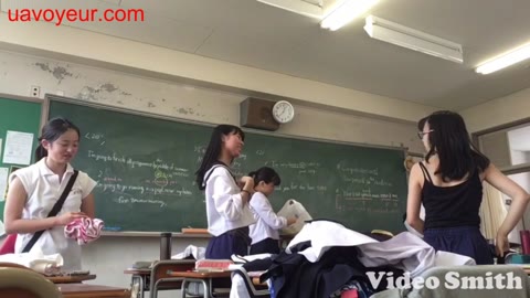         完全版校内教室の着替え2
    