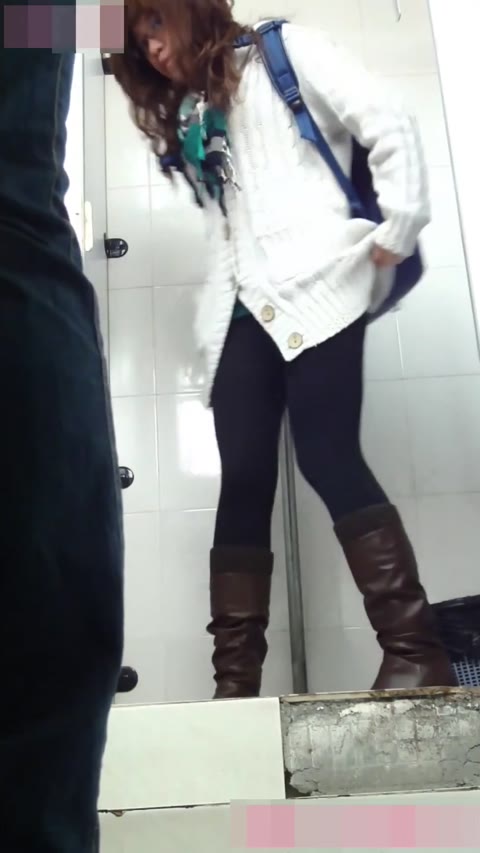         アジアの開放式トイレ16
    