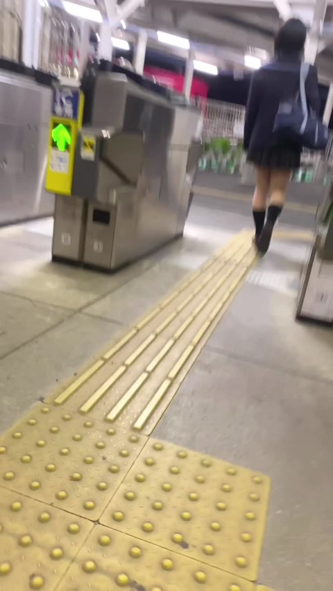         タピオカに夢中♪私服Cちゃんの生P拝見☆ボーイッシュな美少女JKモロバレP！etc７作品
    