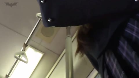         電車内でみつけたお嬢様女子●に通う制服ちゃんを接写で！
    