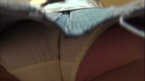         黒髪ぱっつん♪ピンク乳首の１Y才と生で合体！喘ぎまくりetc3作品
    