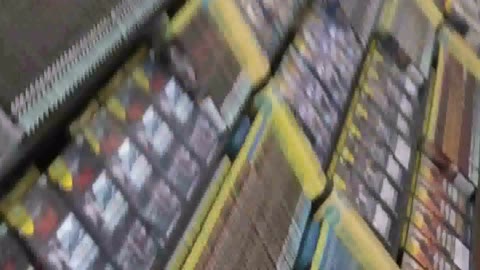         盗撮！胸チラパンチラ頂きます！！vol.01
    